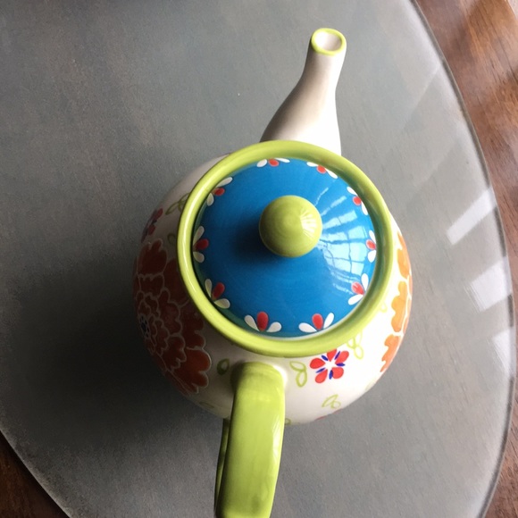 Dutch Wax Teapot - Picture 3 of 8